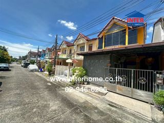 For sale 3 ベッドルーム townhouse in Phasi Charoen, Bangkok
