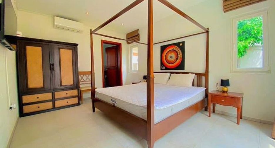 For rent 3 bedrooms villa in Bang Lamung, Chonburi