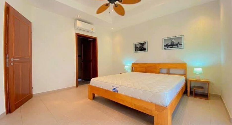 For rent 3 bedrooms villa in Bang Lamung, Chonburi