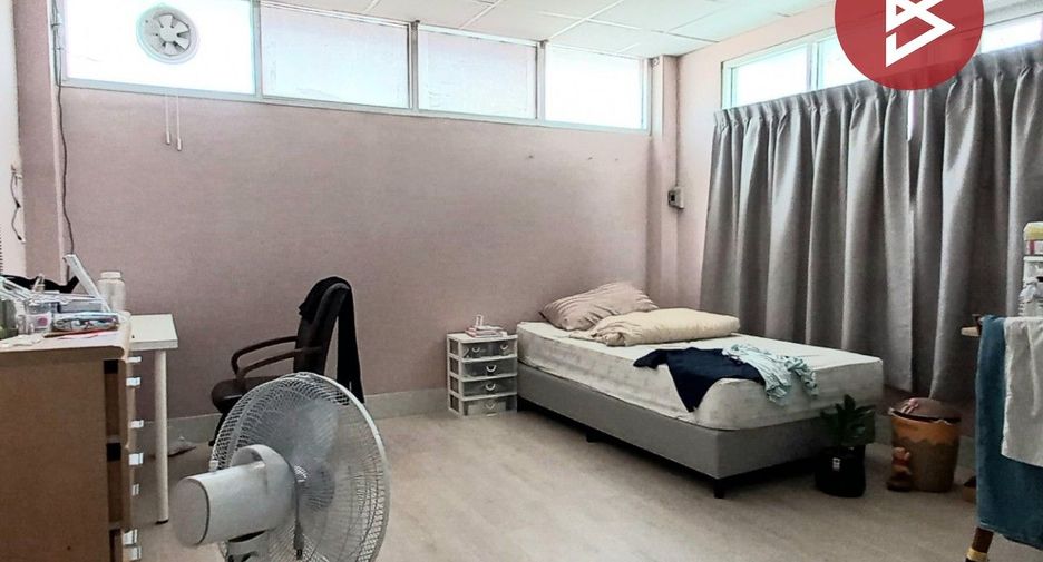 For sale retail Space in Phra Pradaeng, Samut Prakan