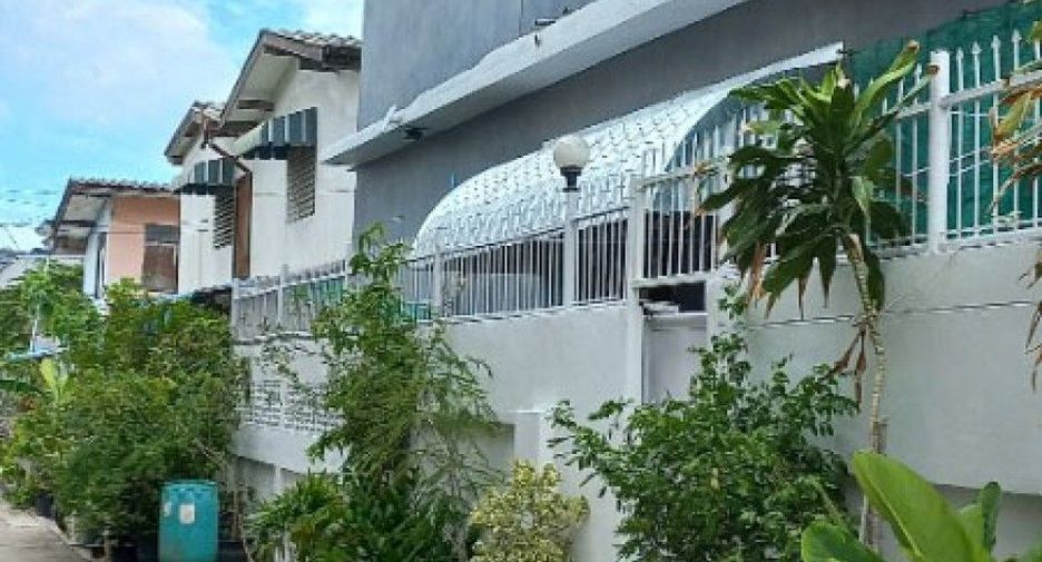 For sale retail Space in Phra Pradaeng, Samut Prakan