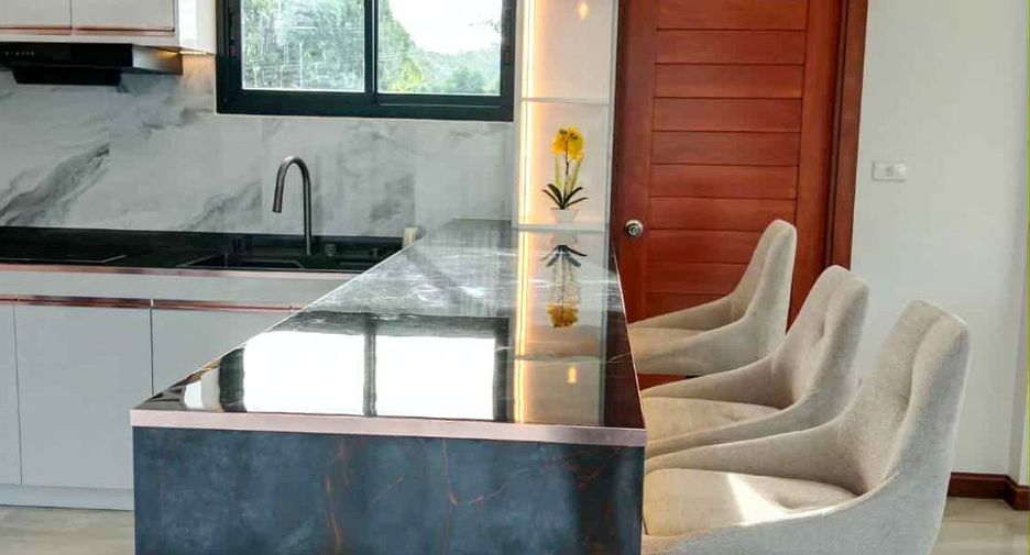 出售 3 卧室 别墅 在 Sattahip, Chon Buri