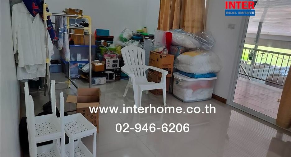 For sale 5 bedrooms house in Khlong Luang, Pathum Thani