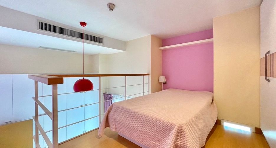 For rent and for sale 3 bedrooms condo in Watthana, Bangkok