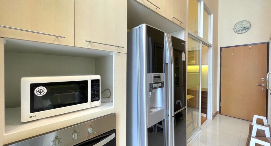 For rent and for sale 3 bedrooms condo in Watthana, Bangkok
