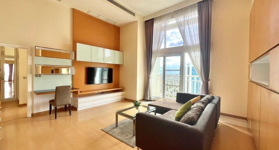 For rent and for sale 3 bedrooms condo in Watthana, Bangkok