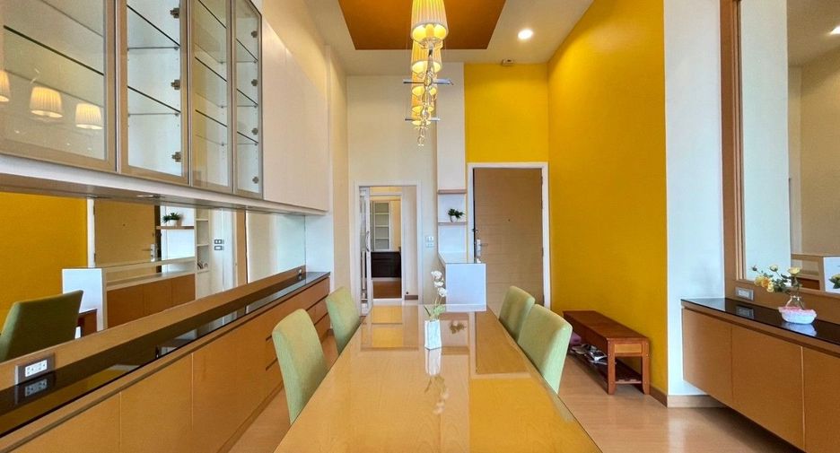 For rent and for sale 3 bedrooms condo in Watthana, Bangkok