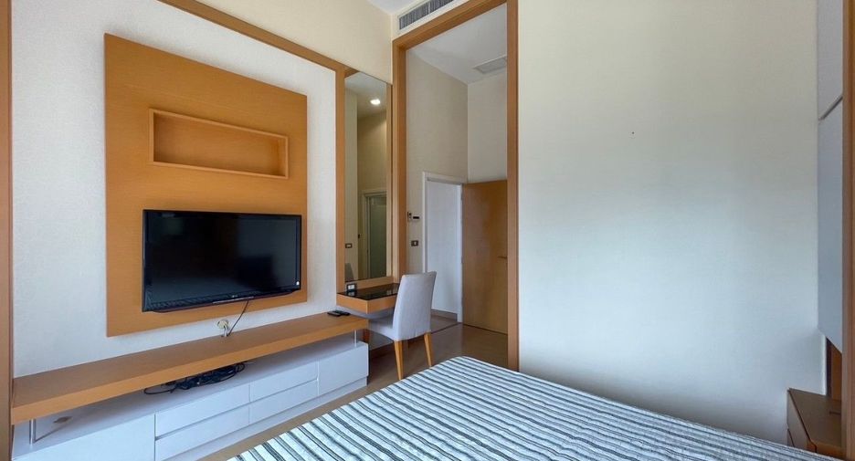 For rent and for sale 3 bedrooms condo in Watthana, Bangkok