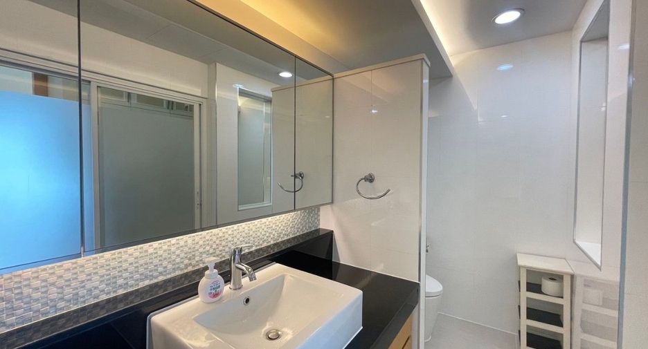 For rent and for sale 3 bedrooms condo in Watthana, Bangkok