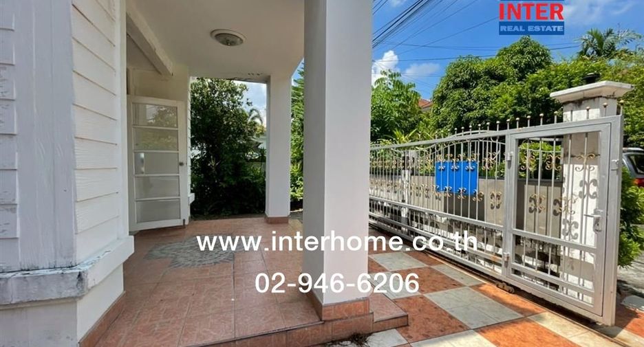 For sale 3 bedrooms house in Sai Mai, Bangkok