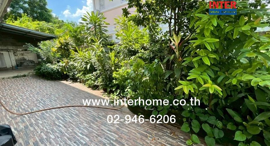 For sale 3 bedrooms house in Sai Mai, Bangkok
