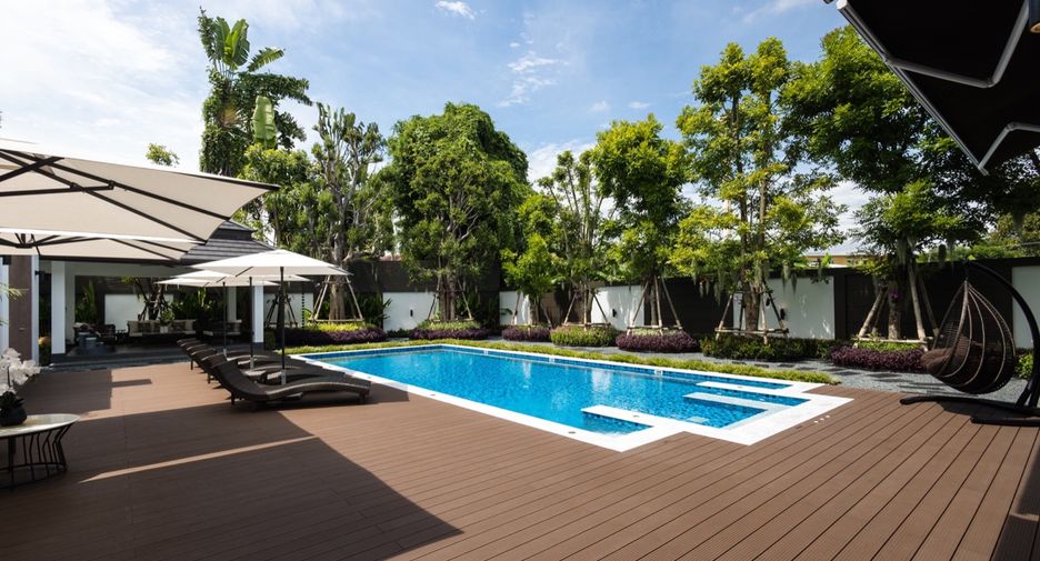 For sale 5 bedrooms house in Hang Dong, Chiang Mai