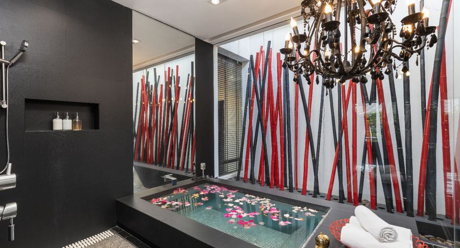 For sale 7 ベッドルーム villa in Kathu, Phuket