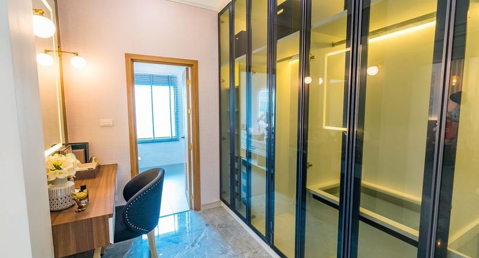 Casa en venta de 5 habitaciones en Bang Lamung, Chonburi