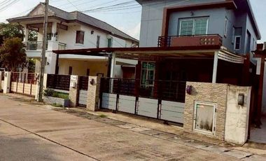 For sale 3 bedrooms house in Si Racha, Chonburi