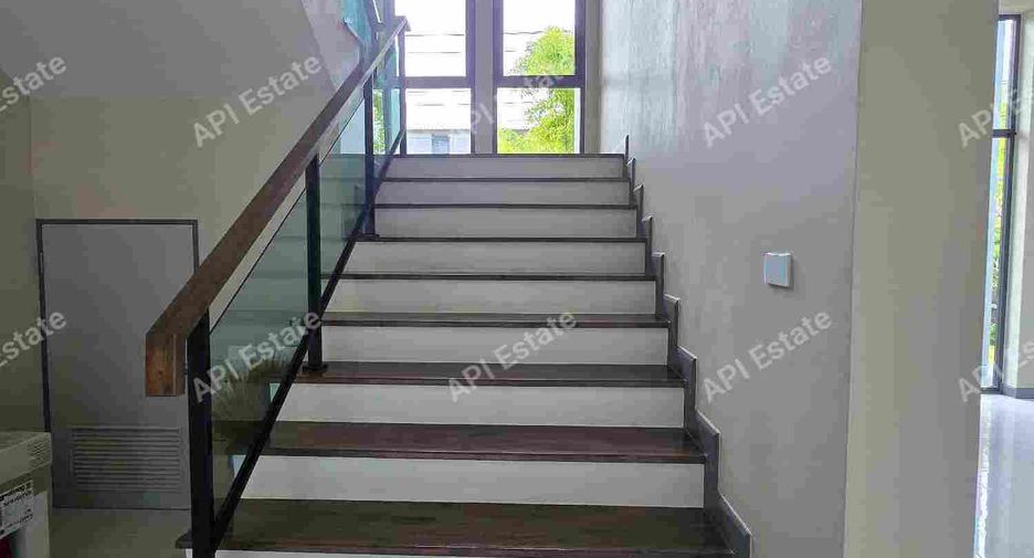 For sale 6 bedrooms house in Prawet, Bangkok