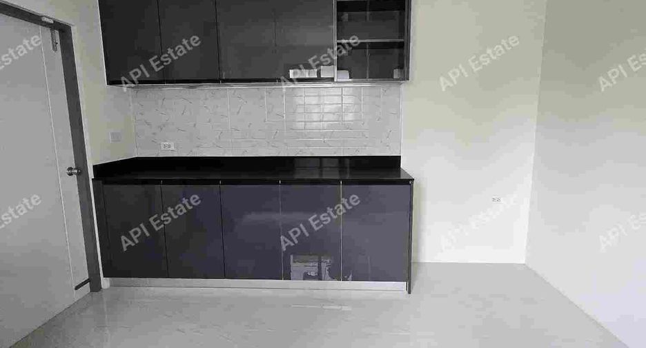 For sale 6 bedrooms house in Prawet, Bangkok