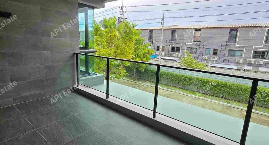 For sale 6 bedrooms house in Prawet, Bangkok