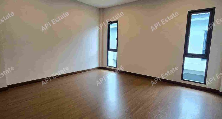 For sale 6 bedrooms house in Prawet, Bangkok