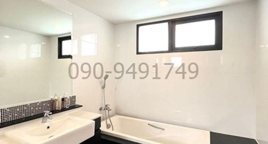 For rent 5 bedrooms house in Mueang Nonthaburi, Nonthaburi