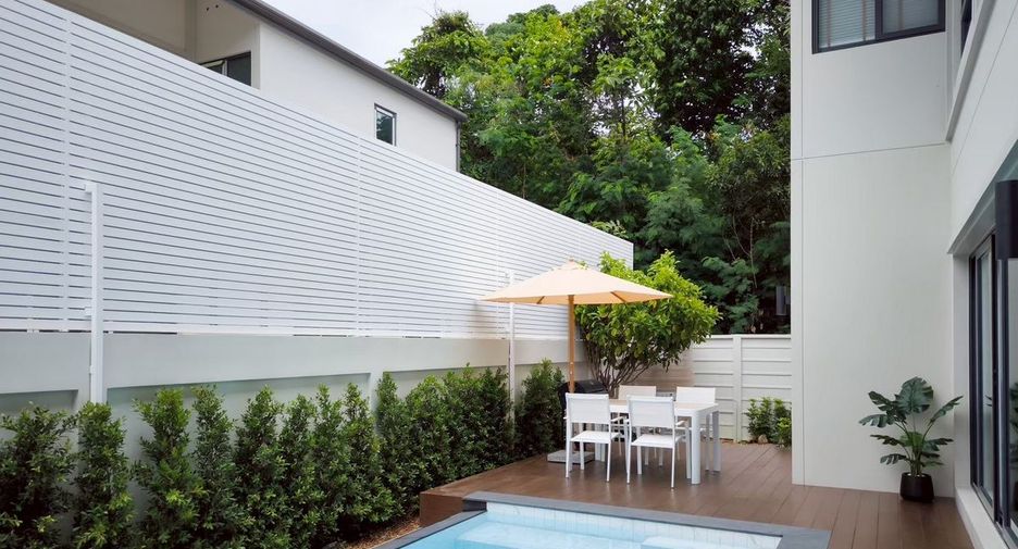 For sale 4 bedrooms villa in Bang Lamung, Chonburi