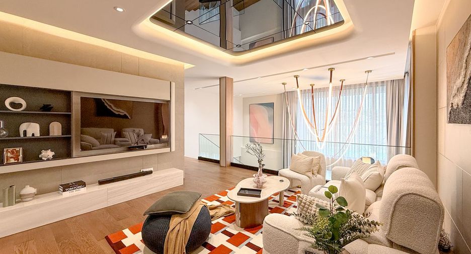 For sale 4 bedrooms villa in Bang Lamung, Chonburi