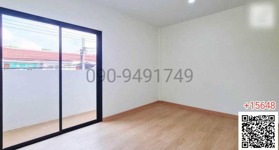 For sale 3 bedrooms townhouse in Khlong Sam Wa, Bangkok