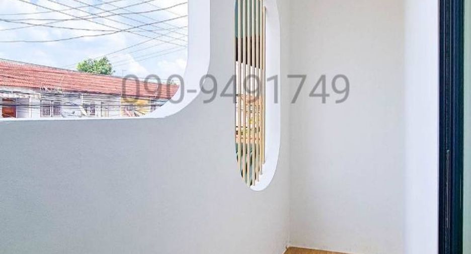 For sale 3 bedrooms townhouse in Khlong Sam Wa, Bangkok