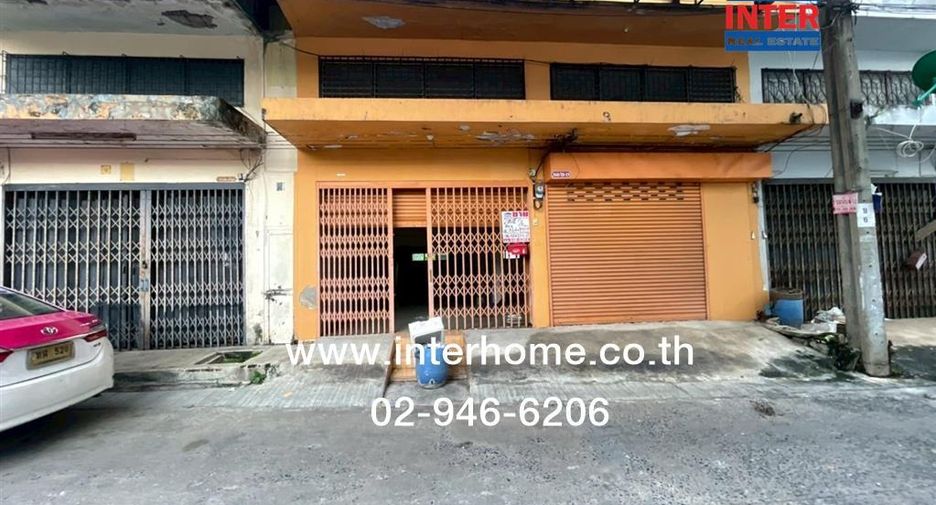 For sale 8 bedrooms retail Space in Sai Mai, Bangkok