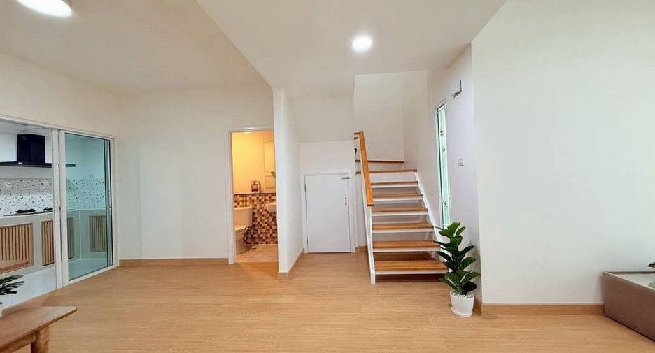 出售 3 卧室 联排别墅 在 Bang Phli, Samut Prakan