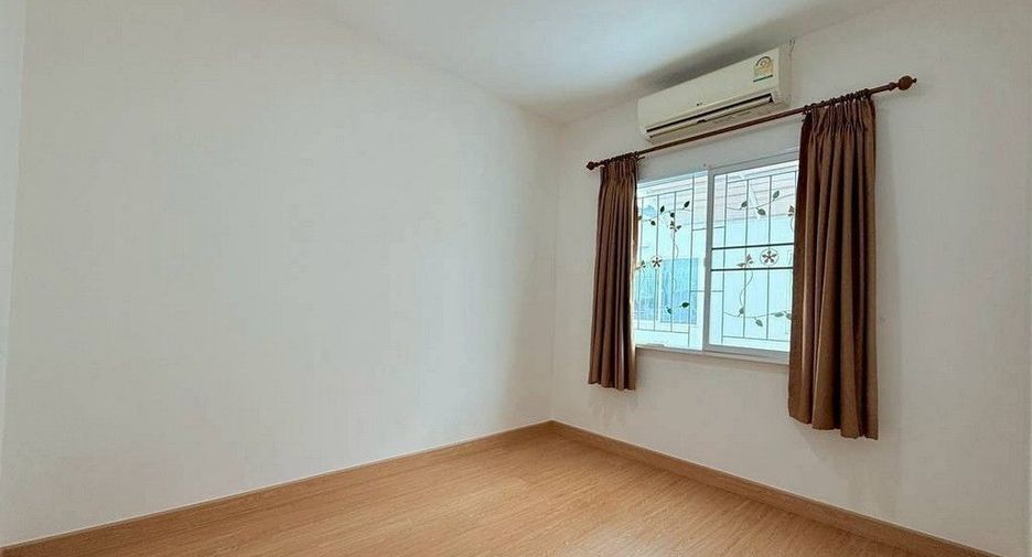 出售 3 卧室 联排别墅 在 Bang Phli, Samut Prakan