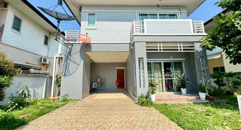 For rent 3 bedrooms house in Si Racha, Chonburi