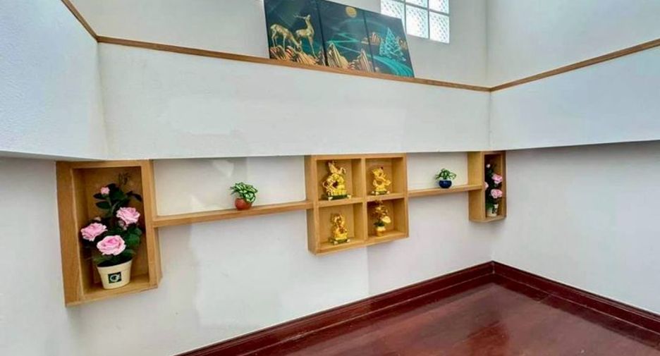 For rent 3 bedrooms house in Si Racha, Chonburi