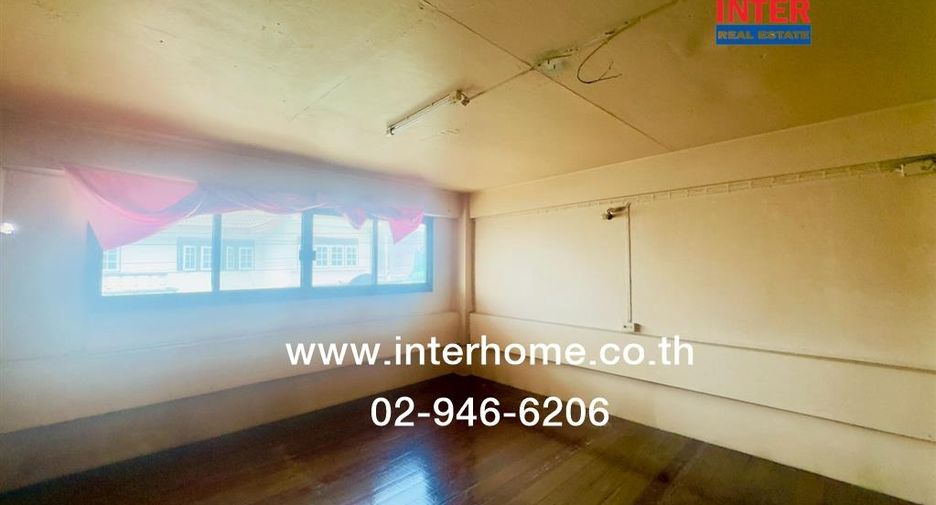 For sale 3 bedrooms retail Space in Bang Khae, Bangkok
