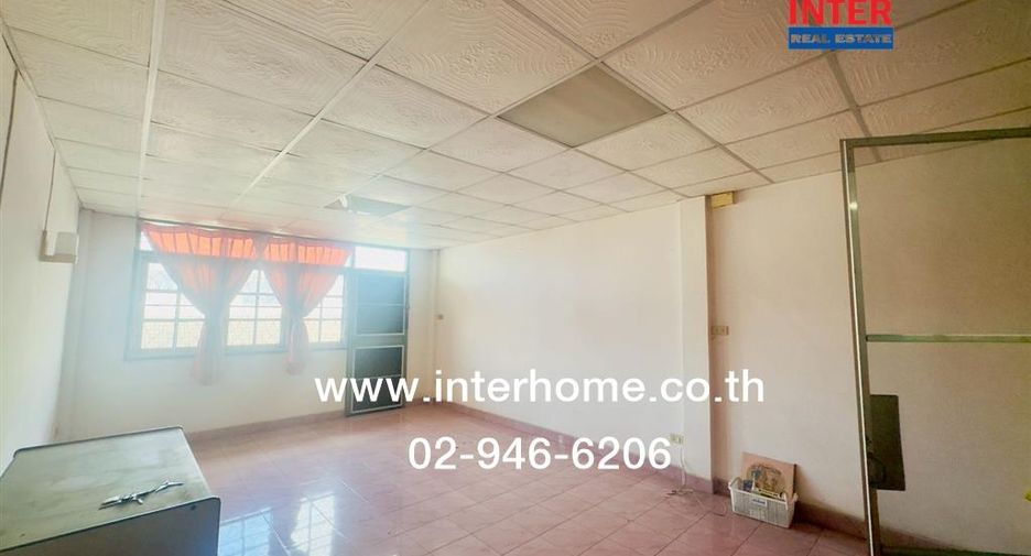 For sale 3 bedrooms retail Space in Bang Khae, Bangkok