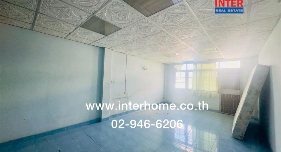 For sale 3 bedrooms retail Space in Bang Khae, Bangkok