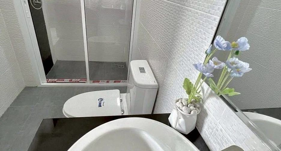 Продажа 3 спальни вилла в Банг Ламунг, Чонбури
