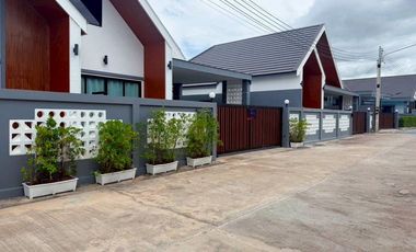Villa zum Kauf mit 3 Zimmer in Bang Lamung, Chonburi