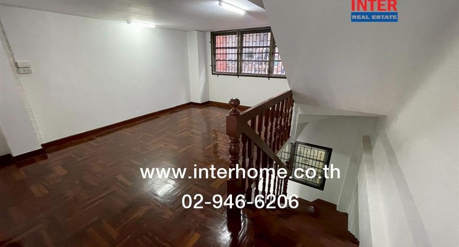 For rent and for sale 1 bed retail Space in Bang Khae, Bangkok