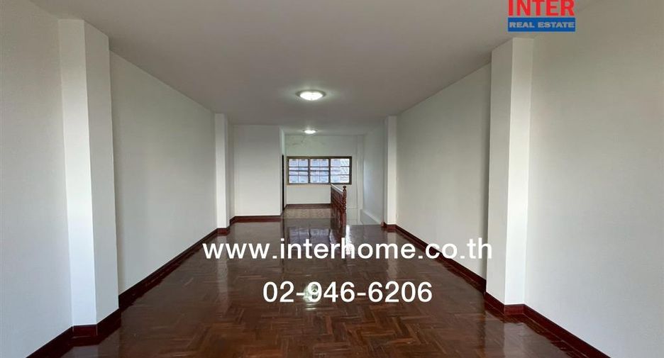 For rent and for sale 1 bed retail Space in Bang Khae, Bangkok