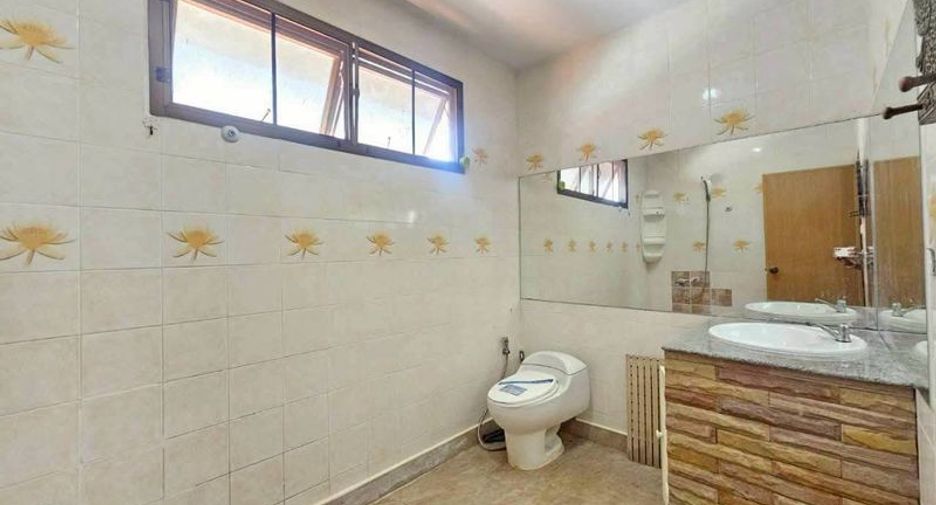 ขาย 4 ห้องนอน บ้านเดี่ยว ใน จอมเทียน, พัทยา
