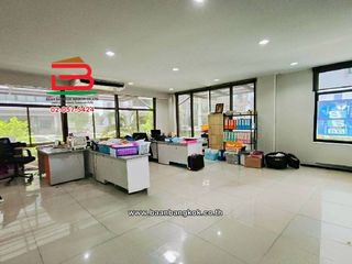 À vendre bureau à Lat Krabang, Bangkok