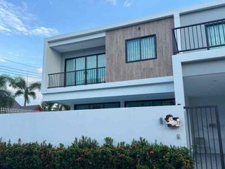 Villa zur Miete mit 3 Zimmer in Bang Lamung, Chonburi