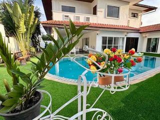 Villa zur Miete mit 5 Zimmer in Bang Lamung, Chonburi