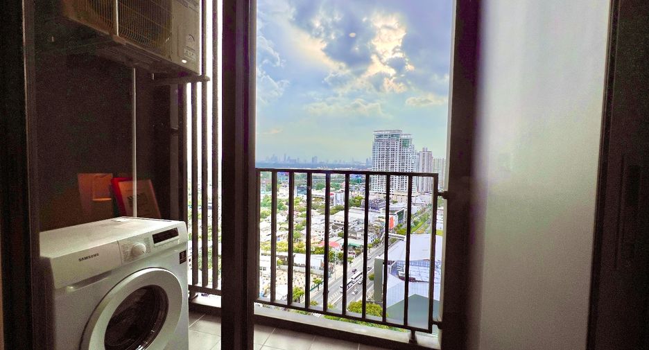 For sale 1 bed condo in Khlong Toei, Bangkok