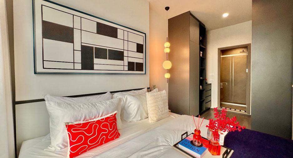 For sale 1 bed condo in Khlong Toei, Bangkok