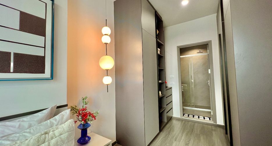For sale 1 bed condo in Khlong Toei, Bangkok