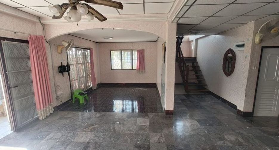 Casa en venta de 4 habitaciones en Sattahip, Chonburi