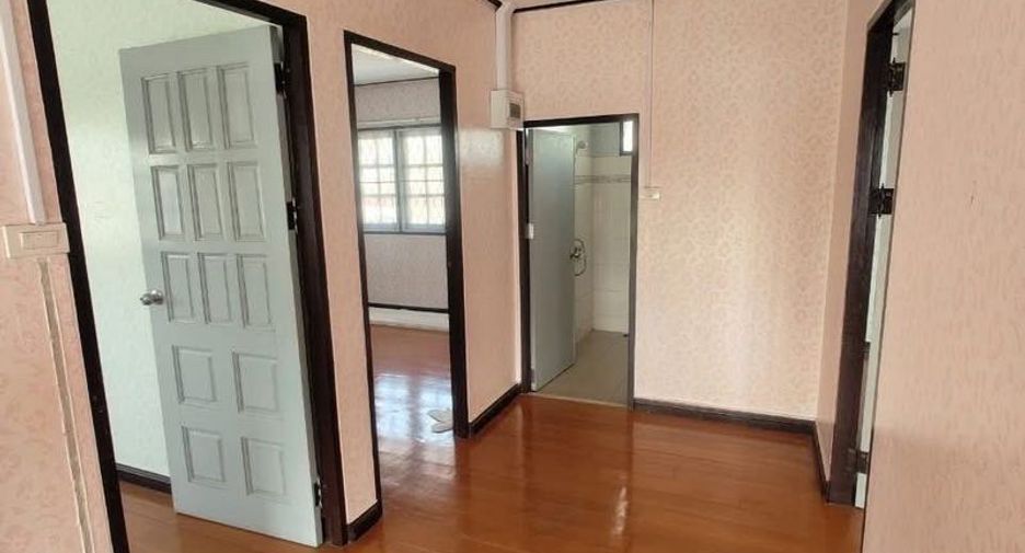 Casa en venta de 4 habitaciones en Sattahip, Chonburi
