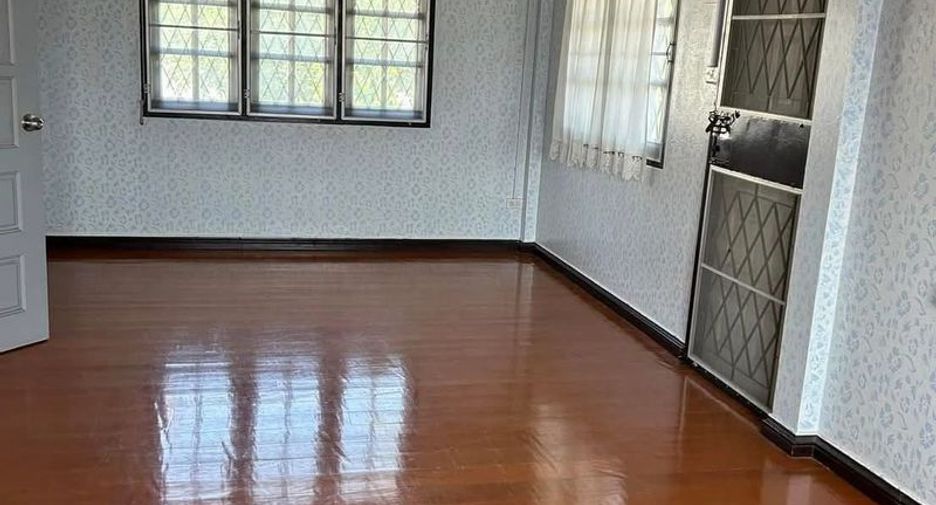 Casa en venta de 4 habitaciones en Sattahip, Chonburi